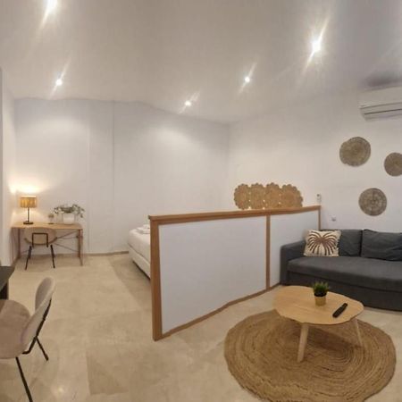 Isg Apartments Estudio En La Alameda 2 Siviglia Esterno foto