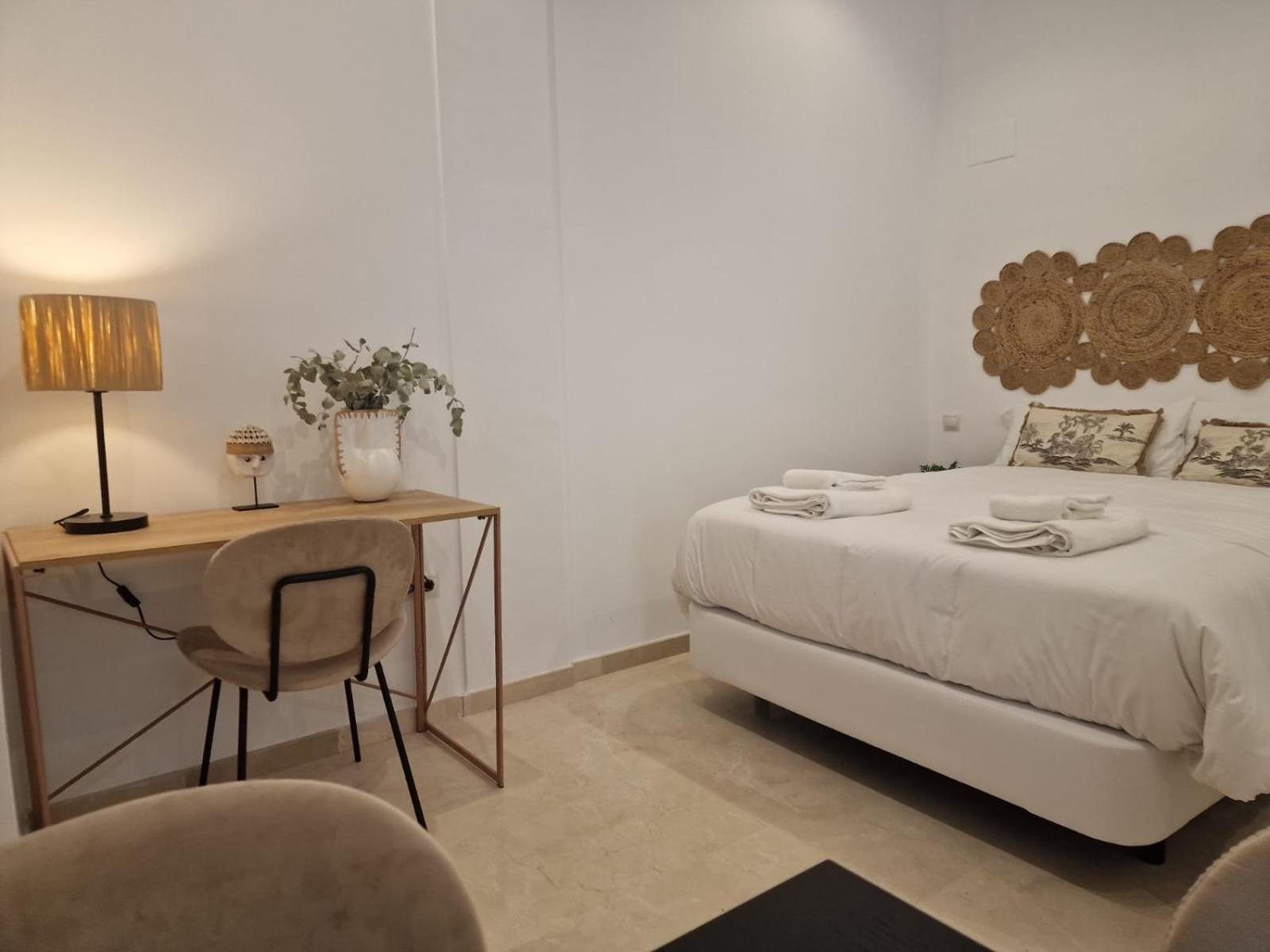 Isg Apartments Estudio En La Alameda 2 Siviglia Esterno foto