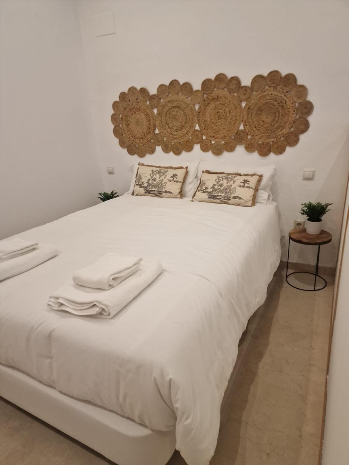 Isg Apartments Estudio En La Alameda 2 Siviglia Esterno foto