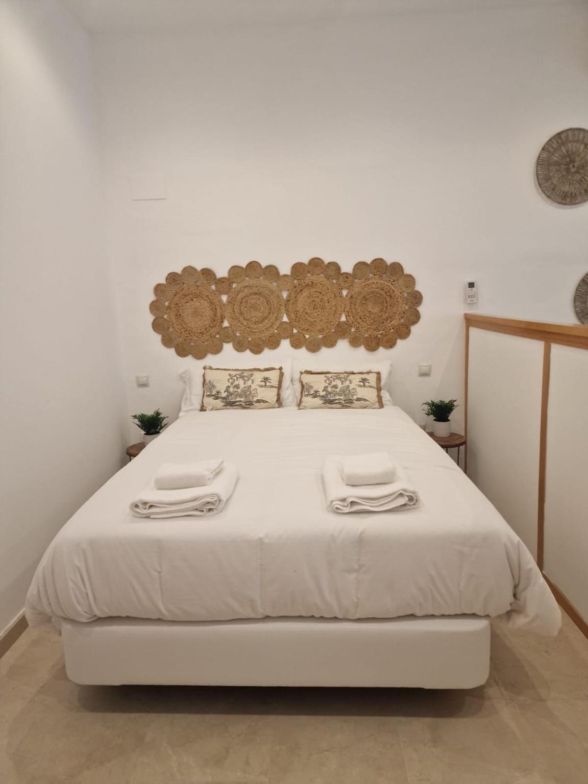 Isg Apartments Estudio En La Alameda 2 Siviglia Esterno foto