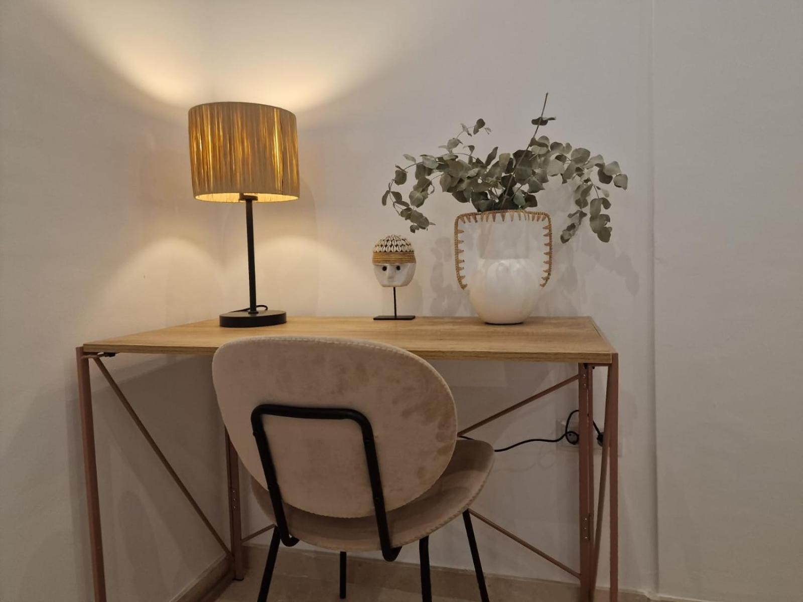 Isg Apartments Estudio En La Alameda 2 Siviglia Esterno foto