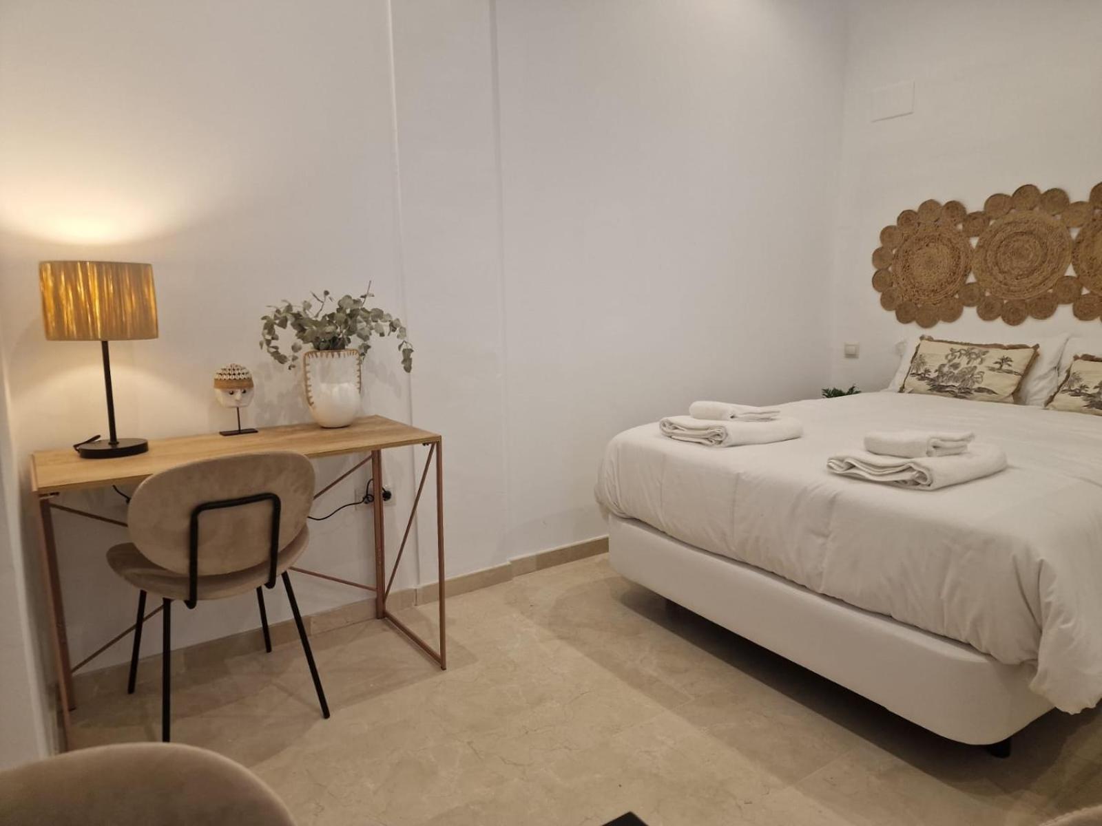 Isg Apartments Estudio En La Alameda 2 Siviglia Esterno foto
